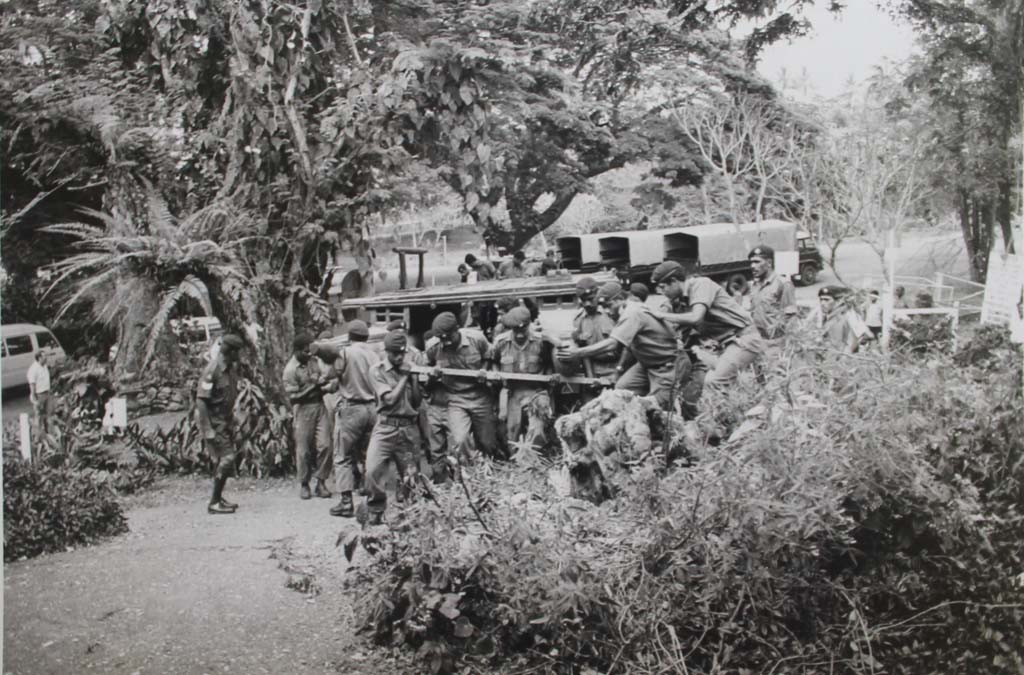 “Fiji mlitary personnel carrying the drua ‘Ratu Finau’ inside the main hall”, c1950s, Source: Fiji Museum, P23.2/61