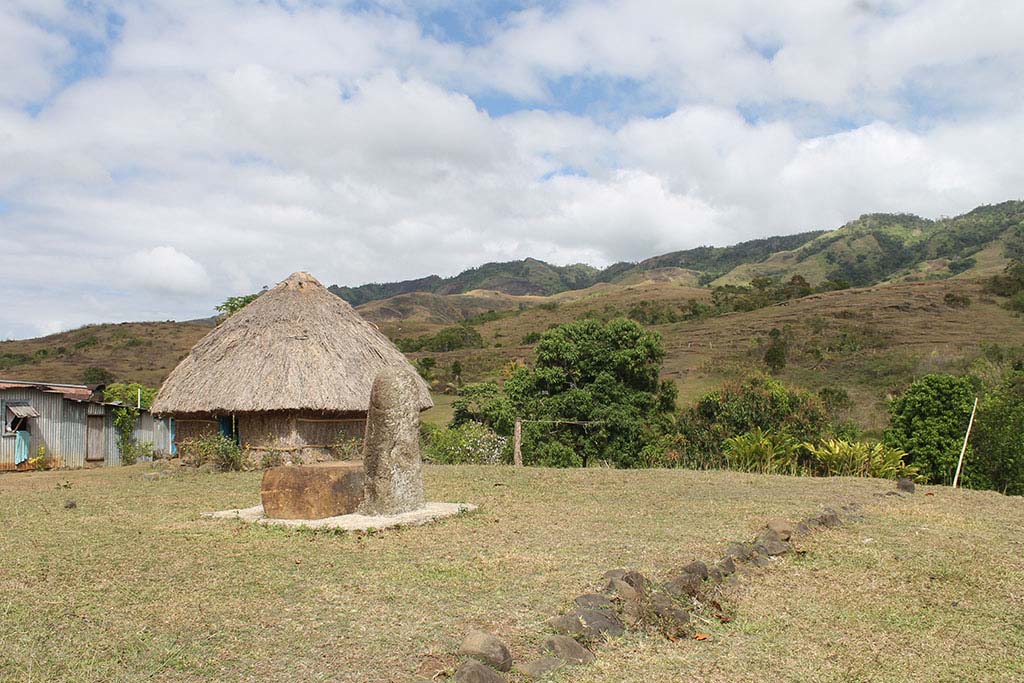 “Nabutautau installation stone (for installing chiefs)” Source: Nicholas Halter 2018